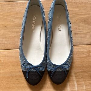 Chanel denim quilted Blue and Black Flats with Bow